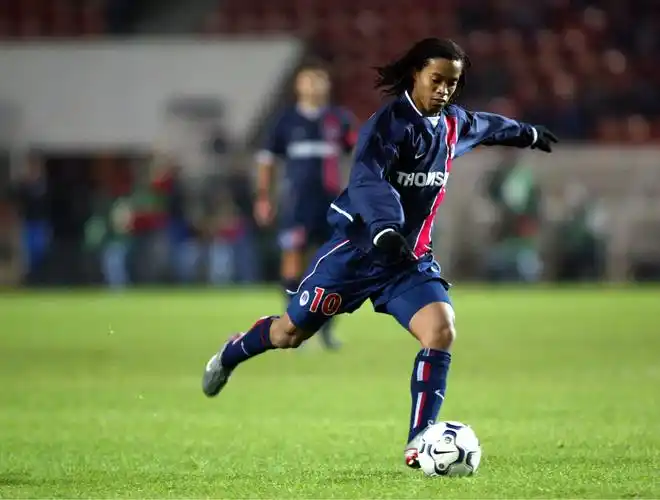 现跨越式发 现跨越式发